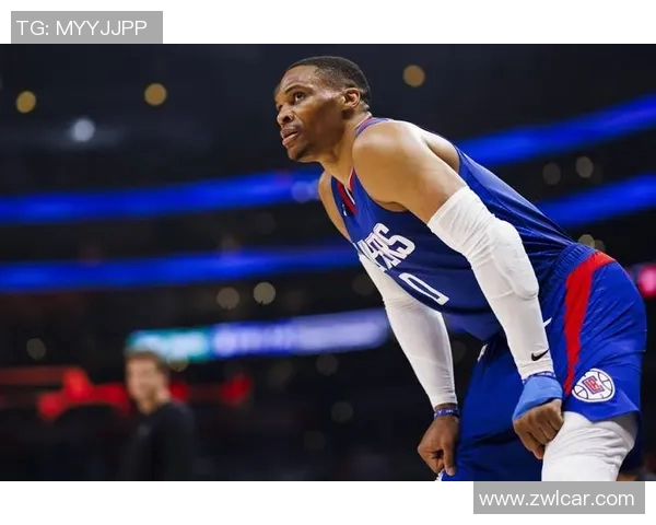 三场仅投9个三分&占全队8%！斯奈德：我们都希望肯纳德多投