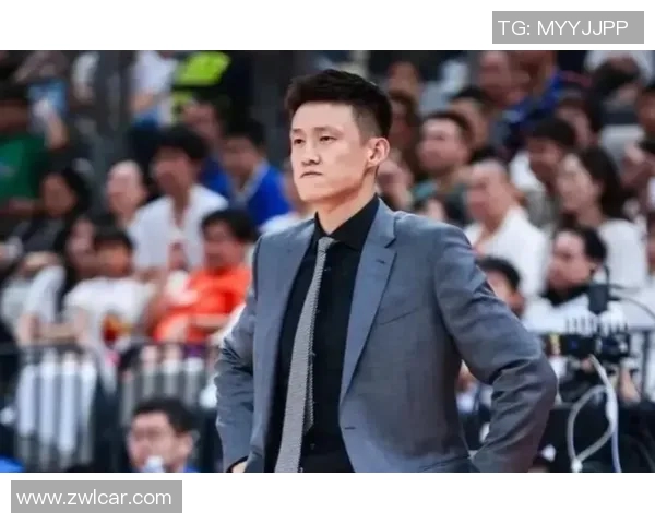 正式换帅,男篮名宿上任,62岁,澳洲,曾执教澳洲男篮,周鹏期待 正式换帅,男篮名宿上任,62岁,澳洲,曾执教澳洲男篮,周鹏期待