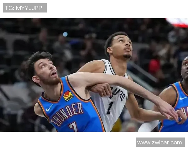 攻防在线！霍姆格伦14中8怒砍20分14篮板5盖帽